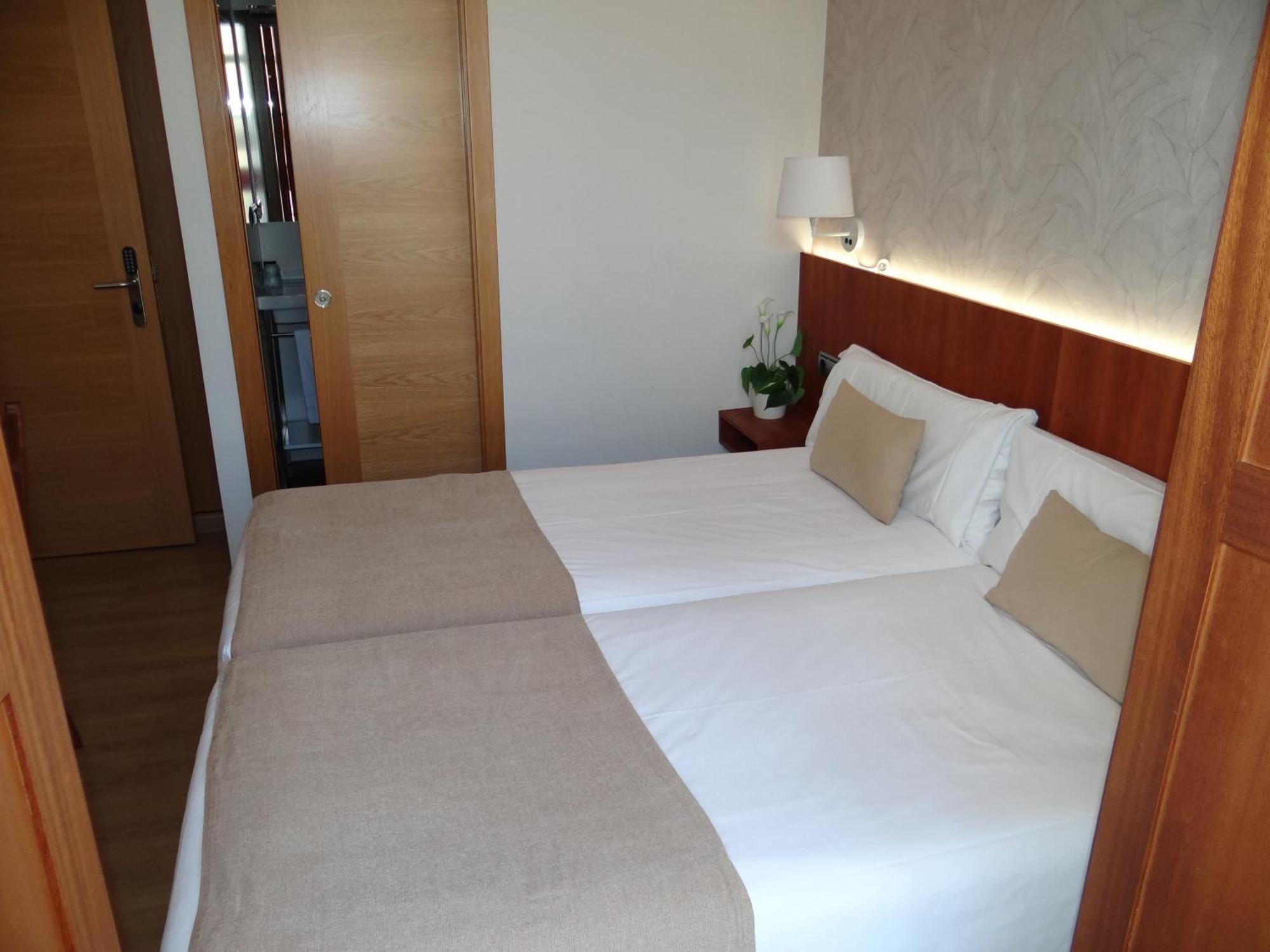 Pension O Codice By Moradas Nieto Santiago de Compostela Exterior photo