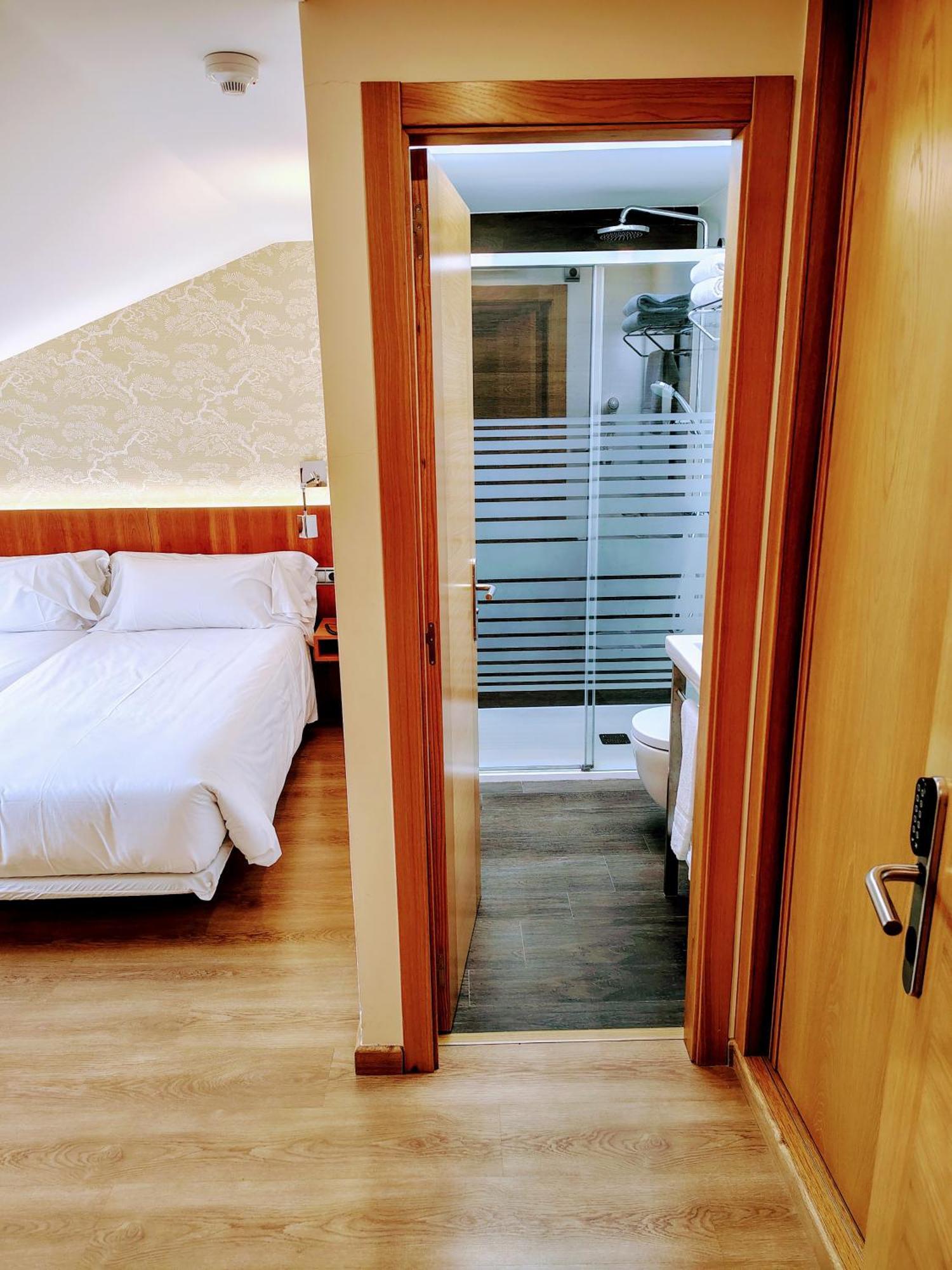 Pension O Codice By Moradas Nieto Santiago de Compostela Exterior photo